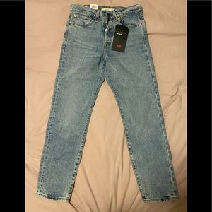 Levi’s Premium Wedgie High Rise Jeans sz 27 NWT